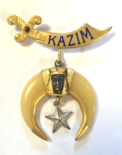 Vintage shriners hanging pin - hanging,