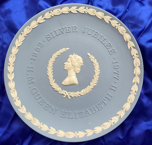 1977 wedgwood blue - wedgwood,