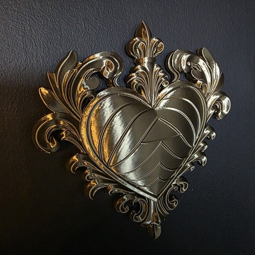 Gold heart gothic wall - gold,