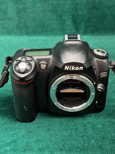 Nikon d50 camera body only - d50,