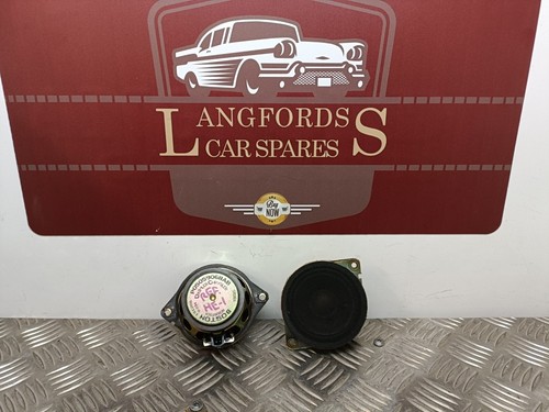 Chrysler 300c dashboard - 2x,