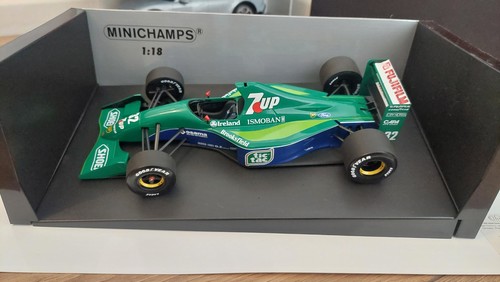 Minichamps jordan ford - 1/18,