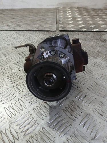 Mitsubishi l200 diesel - mitsubishi,