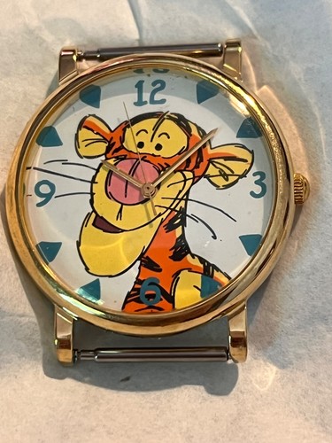 Vintage pooh watch - pooh, timex