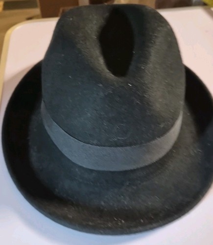 Mens black trilby - one, size
