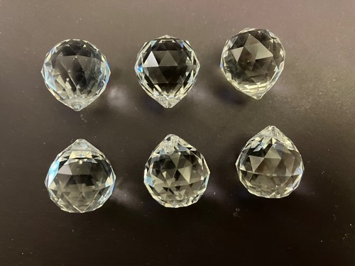 Pack prism crystal - of, glass