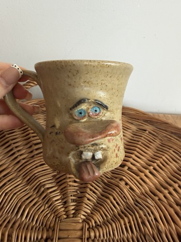 Vintage pottery ugly - , cup