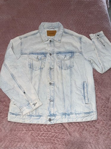 Pull bear men - &,