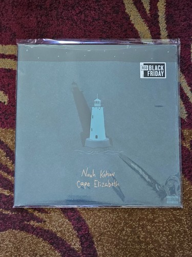 Noah kahan cape - kahan, elizabeth