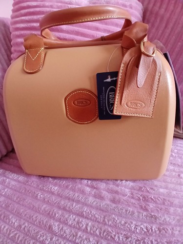 Bric travel vanity case - travel,