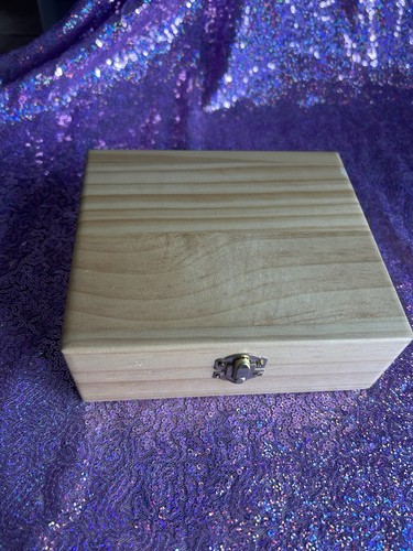 Unfinished wooden jewellery - wooden,