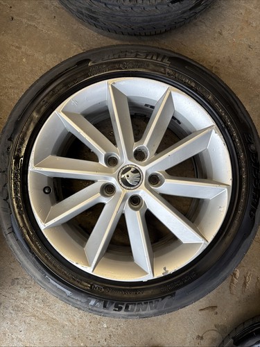 Genuine skoda superb - 1, x