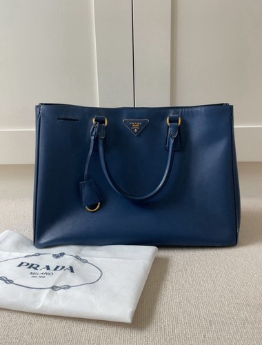 Prada blue galleria large - blue,