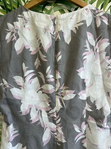 Precis petite grey white and - precis,