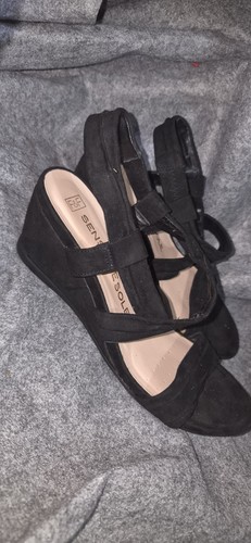 Black velvet wedge - black, sandals