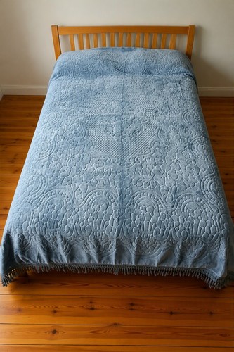 Vintage style powder - vintage-style, blue