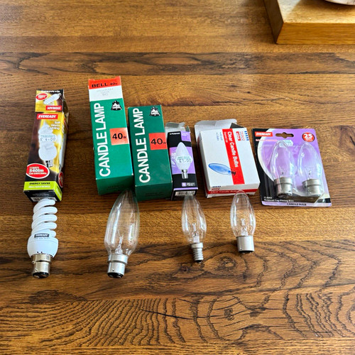 Bundle light bayout bulbs - of,