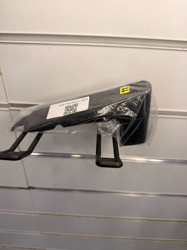 New unused giant - new, defy