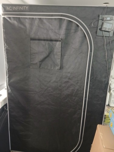 Infinity grow tent with evo - tent,