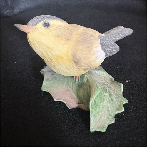 Boehm goldfinch porcelain bird - porcelain,