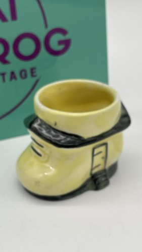 Vintage royal art pottery - royal,