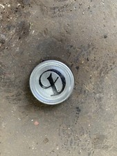 Daimler Light 15 Wire Wheel Hub Cap Bold D