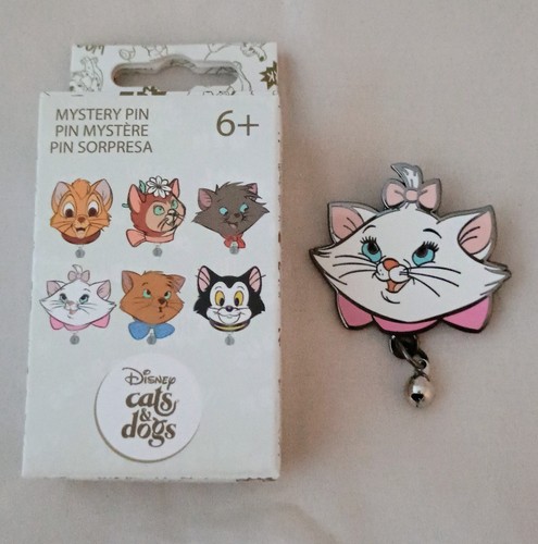 Disney loungefly marie - marie, cats