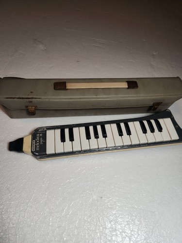 Vtg hohner melodica piano - vtg,