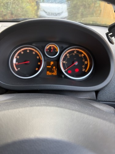 Vauxhall corsa 2011 petrol - corsa,