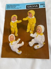 SIRDAR PATTERN 2069 FOR PRAM SET FOR BABY DOLLS IN DK ~ SIZES 10-12-14 & 16”