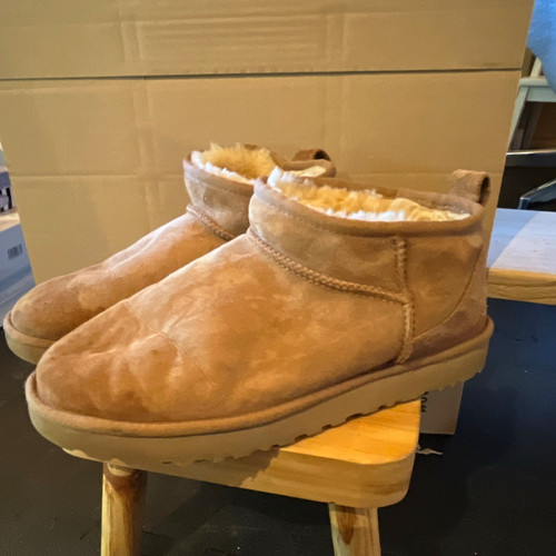 Ugg classic mini beige - classic, suede