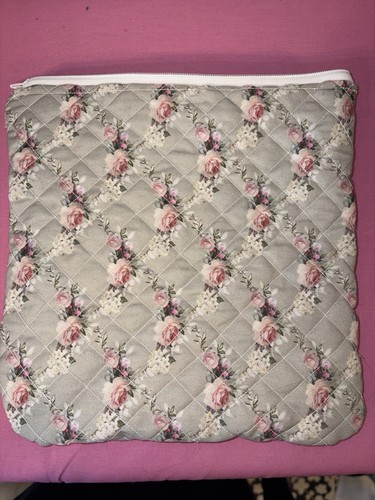 Green and pink floral quilted - and,