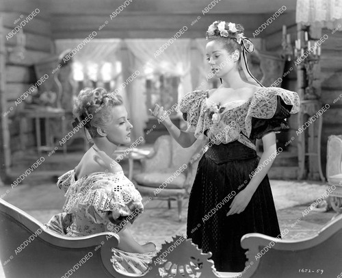 1947 ilona massey elsa - },