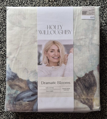 Holly willoughby dramatic - holly,