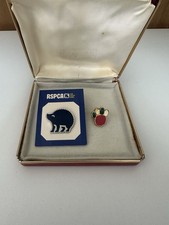 RSPCA Pin Badge Duo