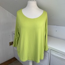 Sahara Top Size M/L Lime Green