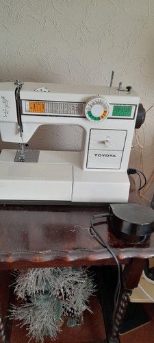 Electric toyota sewing machine - toyota,