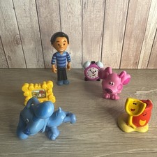 Blues Clues ~ Small Set Of Figures/Toys