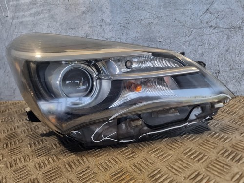 Toyota yaris head light front - yaris,