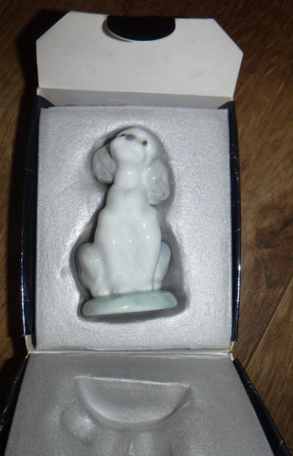 Exquisite lladro figure dog - exquisite,