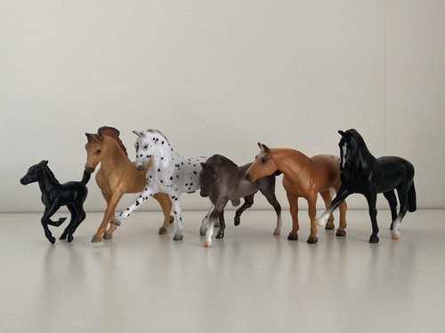 Breyer stablemate model - model, horse