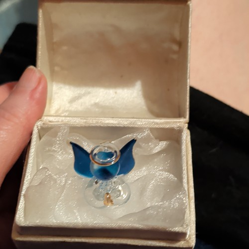 Blue clear glass angel - clear,