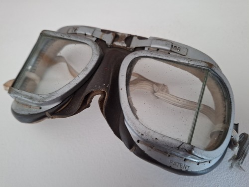 Vintage wwii flying goggles - vintage,