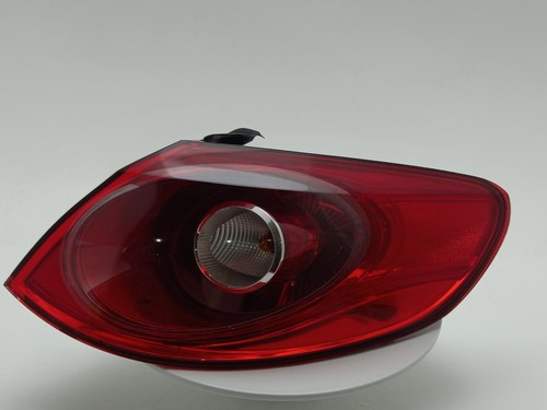 Volkswagen passat tail - cc,