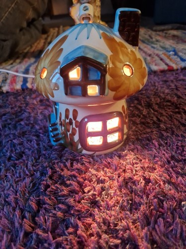 Derek fowler night light - derek,
