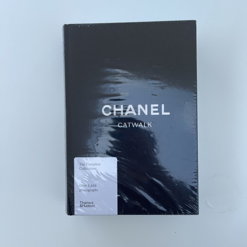 Chanel catwalk the complete - catwalk,