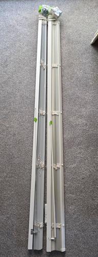 Pair white venetian - pair,