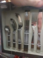 32pc Curved Cutlery Set -