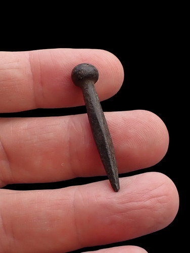 Small post medieval pipe - small,