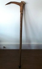 NATIVE AMERICAN INDIAN : WALKING STICK WITH DEER ANTLER HANDLE      . (CCB)